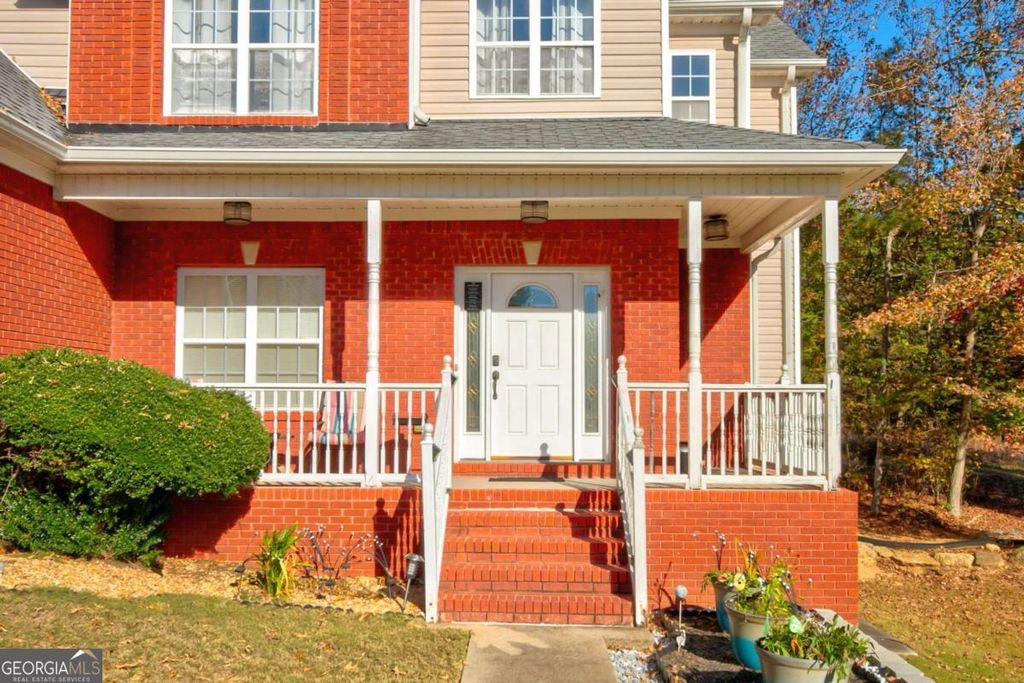 Photo of 1254 Foxboro Court, Douglasville, GA 30134 (MLS # 10650776)