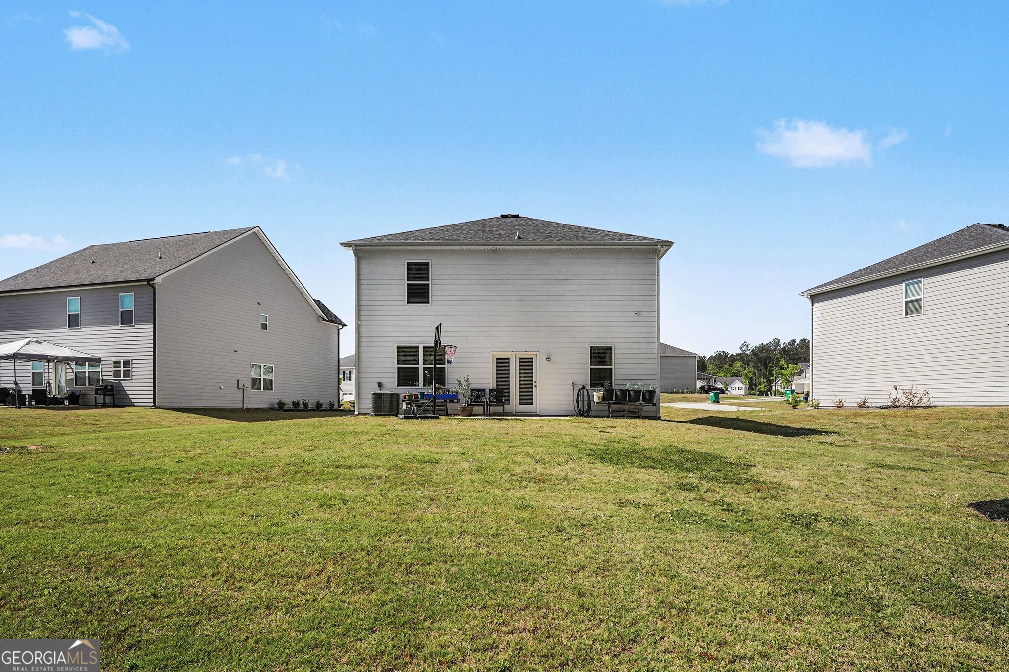 216 Friendship Oak WAY