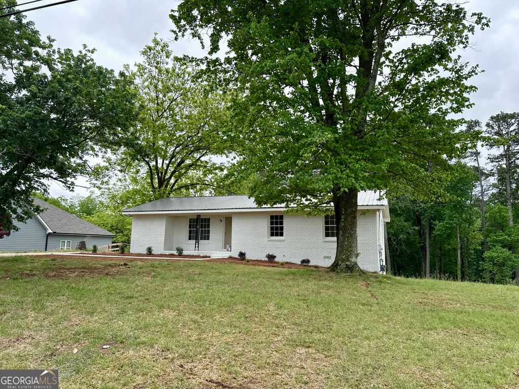Photo of 329 Church St, Pendergrass, GA 30567 (MLS # 10756489)