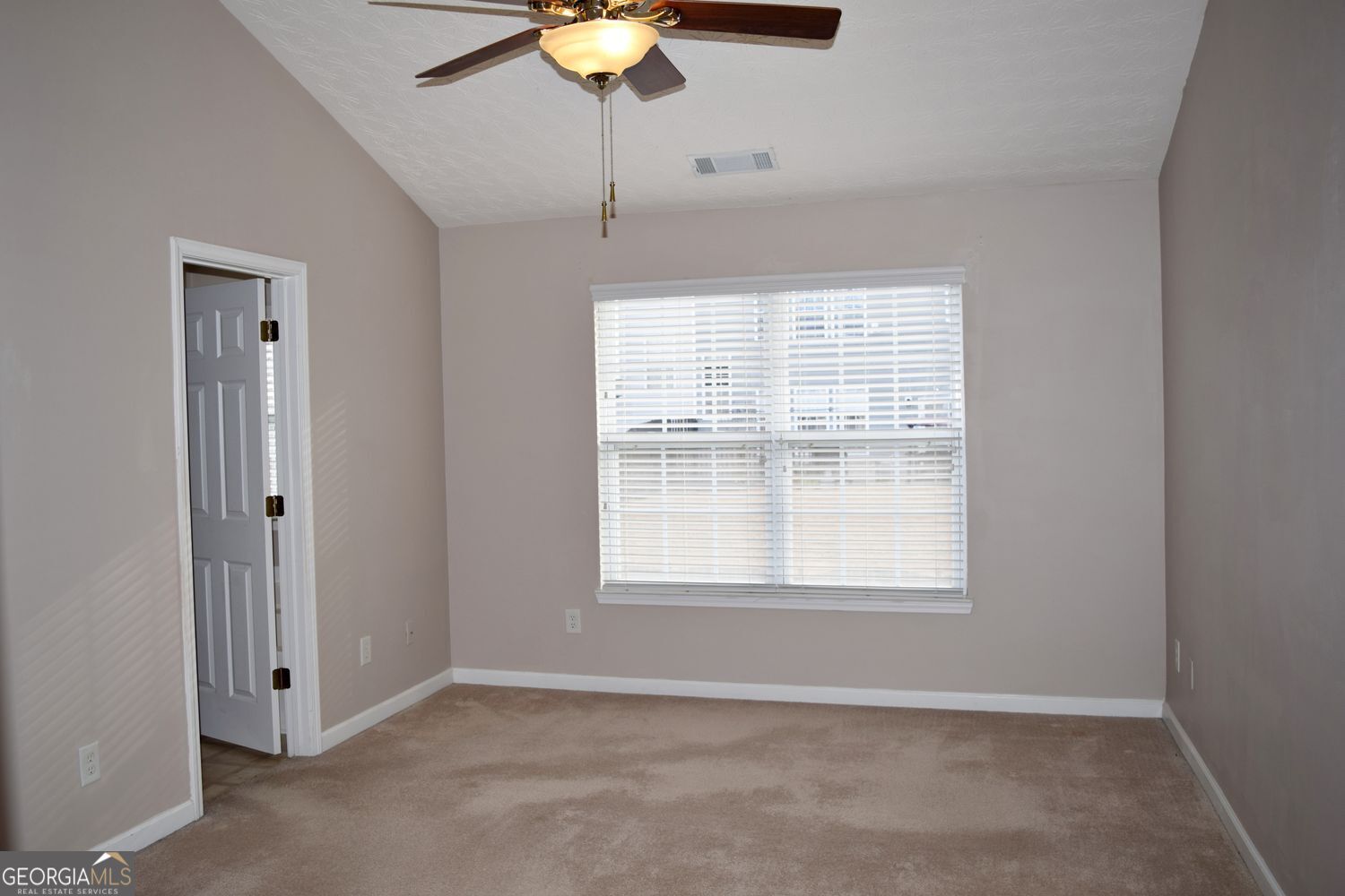 Cumming, Georgia 30040, United States, 3 Bedrooms Bedrooms, ,3 BathroomsBathrooms,Residential,Active,242724