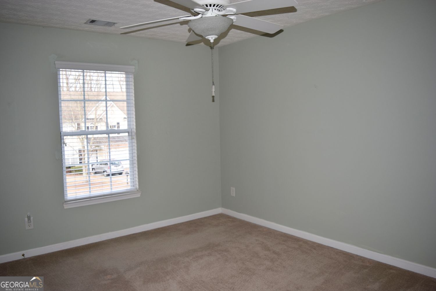 Cumming, Georgia 30040, United States, 3 Bedrooms Bedrooms, ,3 BathroomsBathrooms,Residential,Active,242724