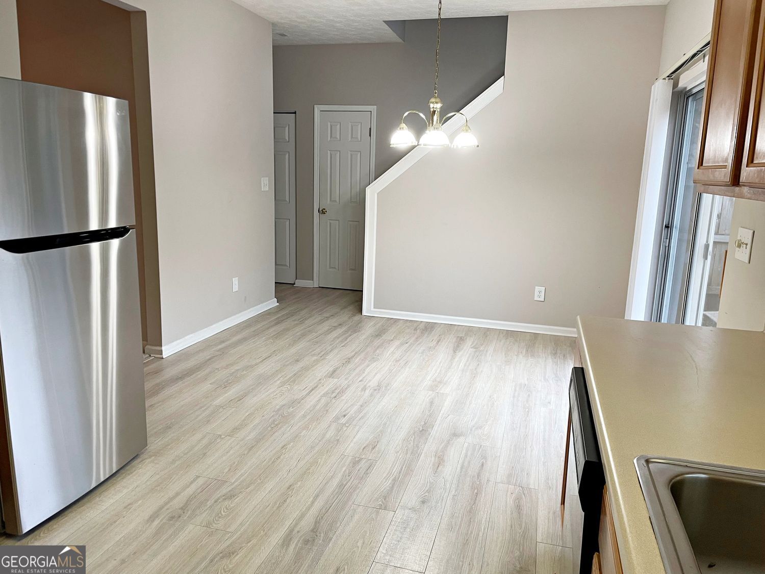 Cumming, Georgia 30040, United States, 3 Bedrooms Bedrooms, ,3 BathroomsBathrooms,Residential,Active,242724