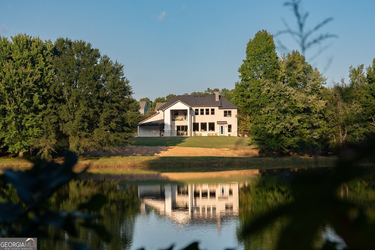 2182 Prospect RD NE