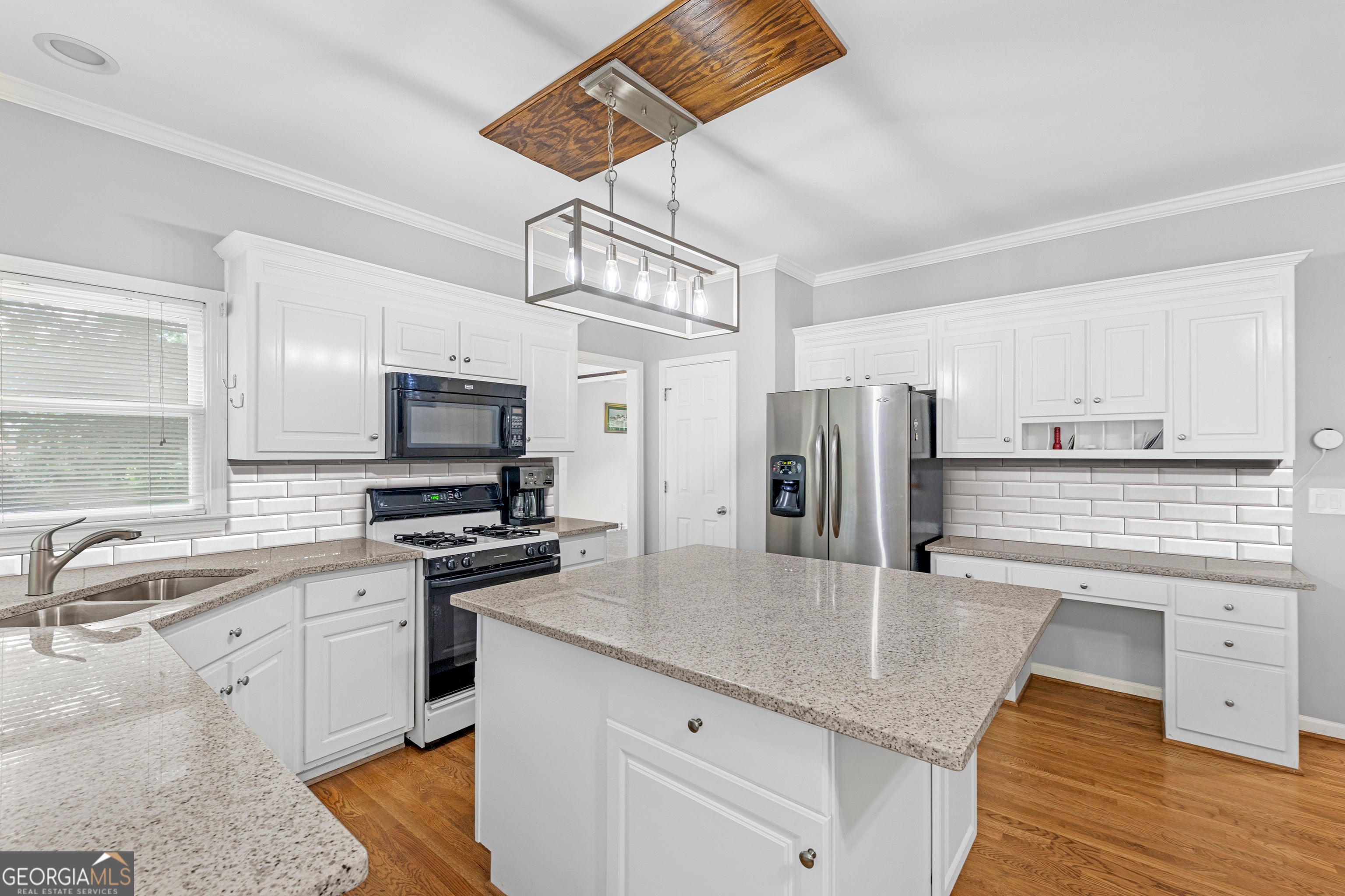 700 Braidwood RDG