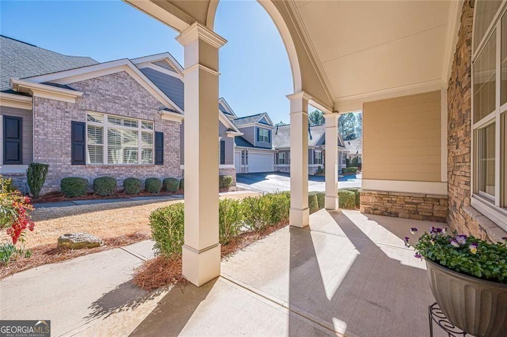 1020 Brook Knoll LN 2402