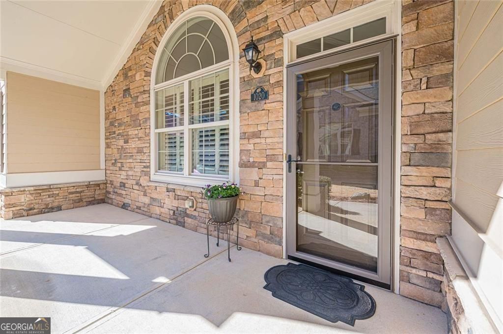 1020 Brook Knoll LN 2402