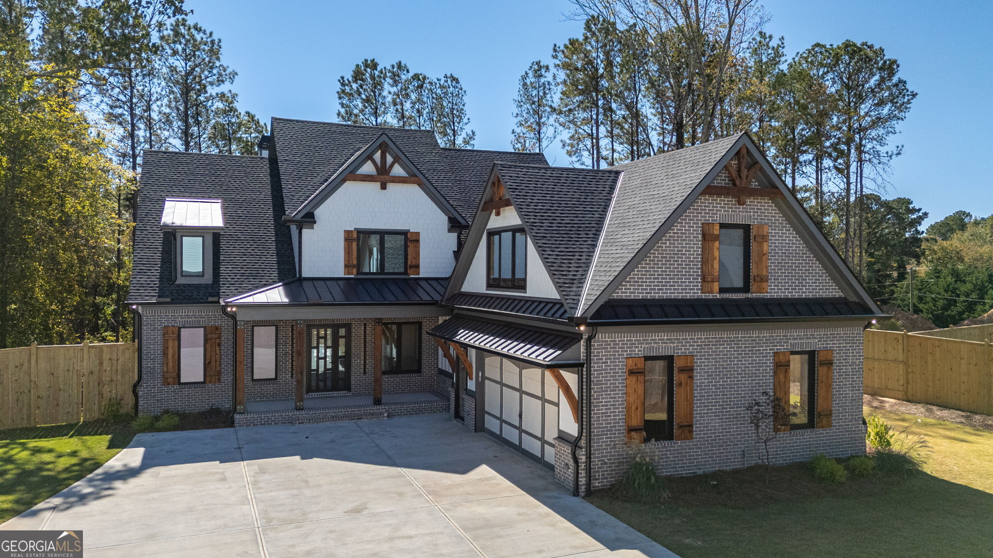 1110 Flowers DR