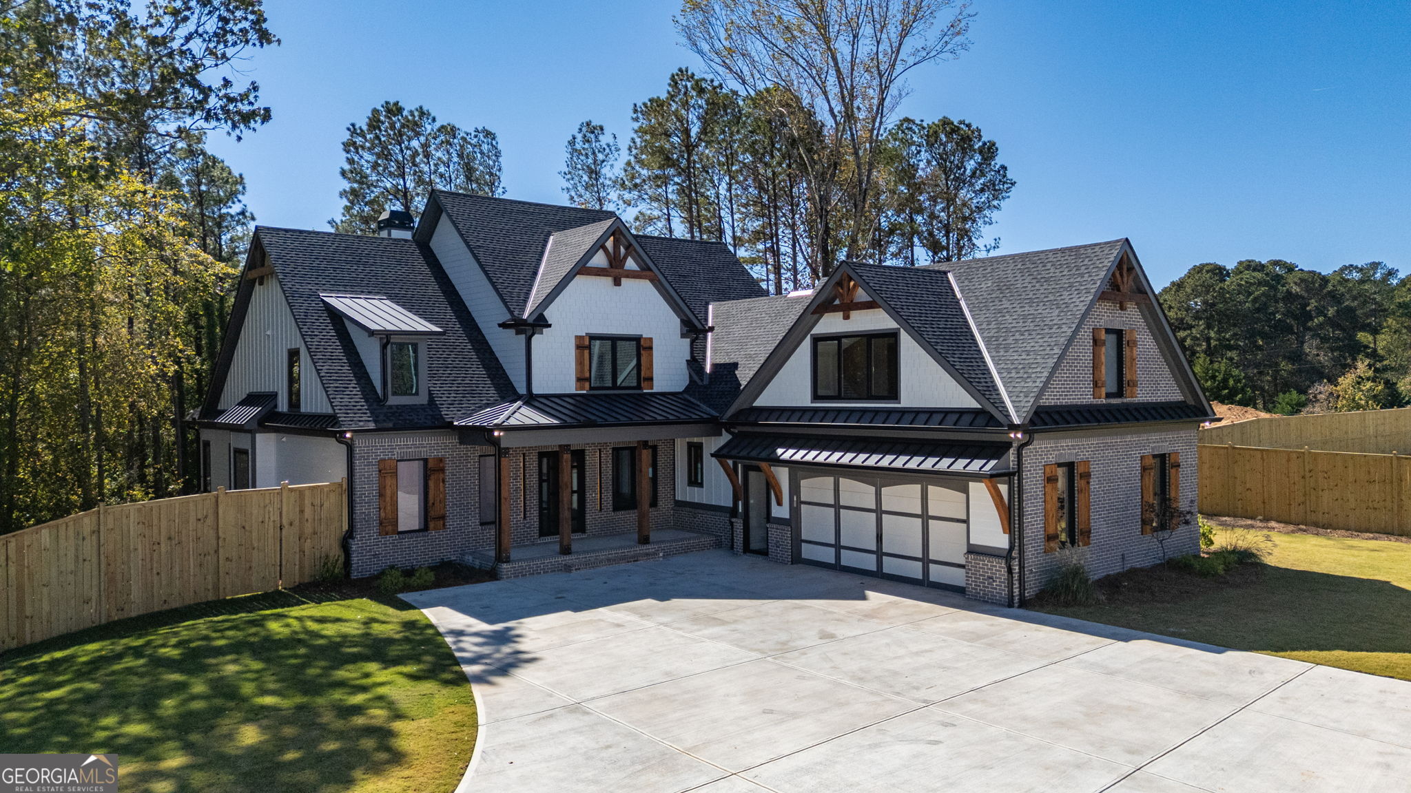 1110 Flowers DR