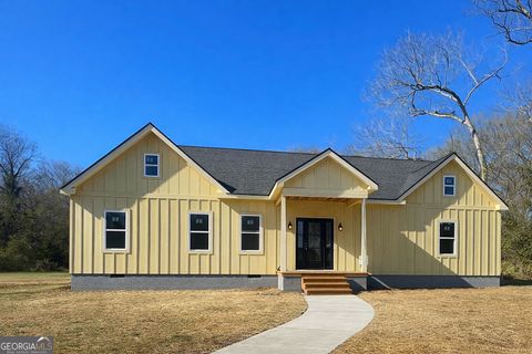 Photo of 305 Chambers Street NE, Rome, GA 30161 (MLS # 10675449)