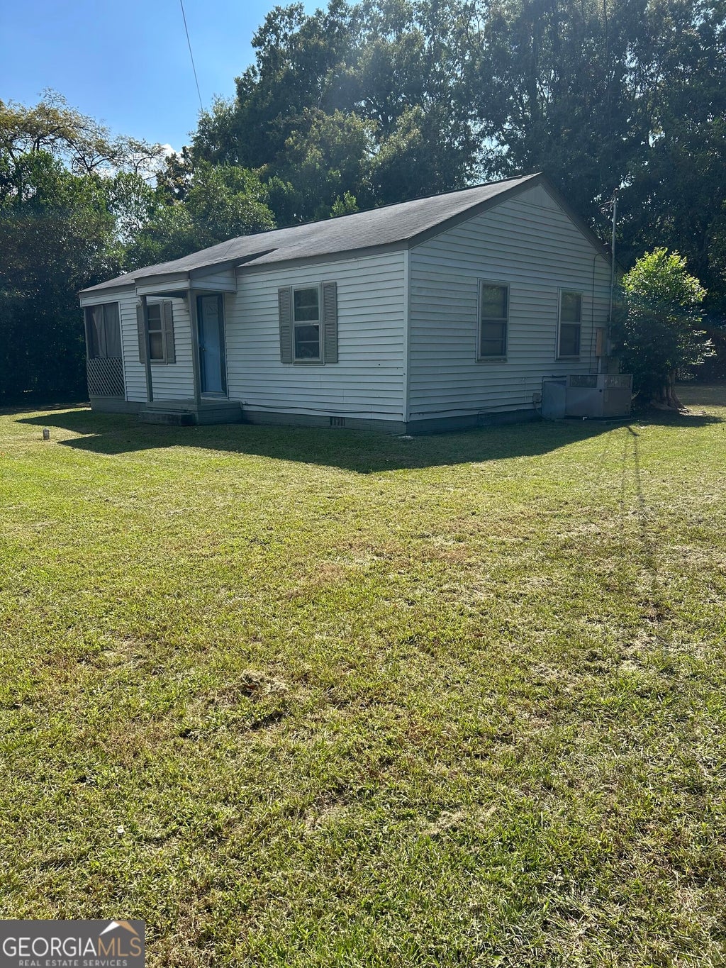 Photo of 501 Camellia Circle, Warner Robins, GA 31093 (MLS # 10849756)