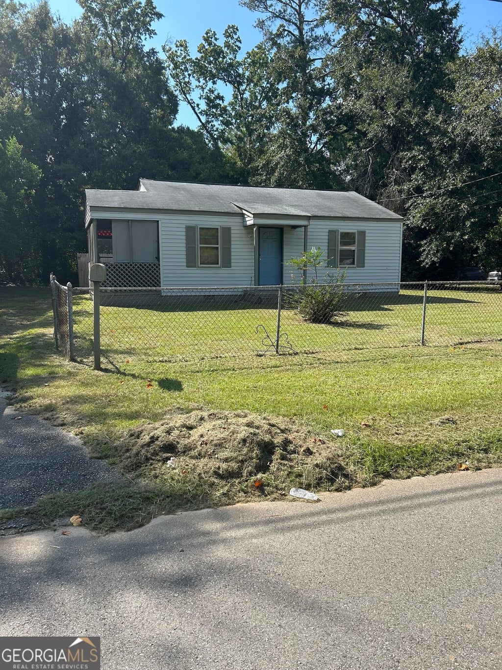 Photo of 501 Camellia Circle, Warner Robins, GA 31093 (MLS # 10849756)