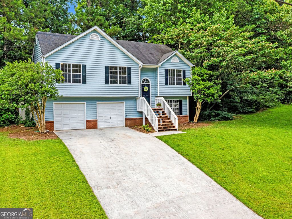 Photo of 3305 Herrenhut Road, Lithonia, GA 30038 (MLS # 10798526)
