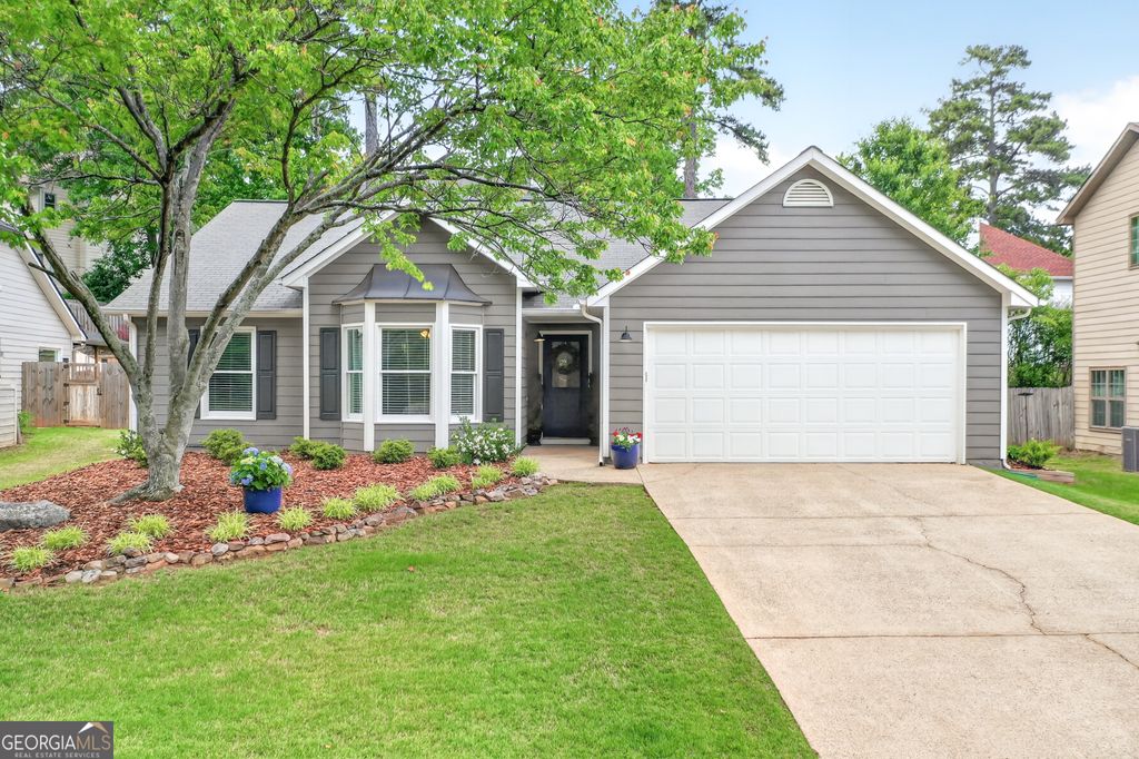 Photo of 215 Tanners Court, Johns Creek, GA 30022 (MLS # 10763099)