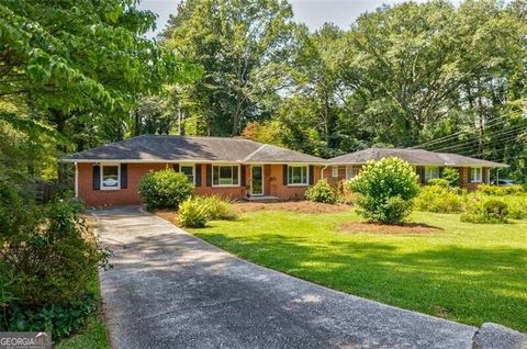 2343 Hunting Valley DR Decatur GA 30033