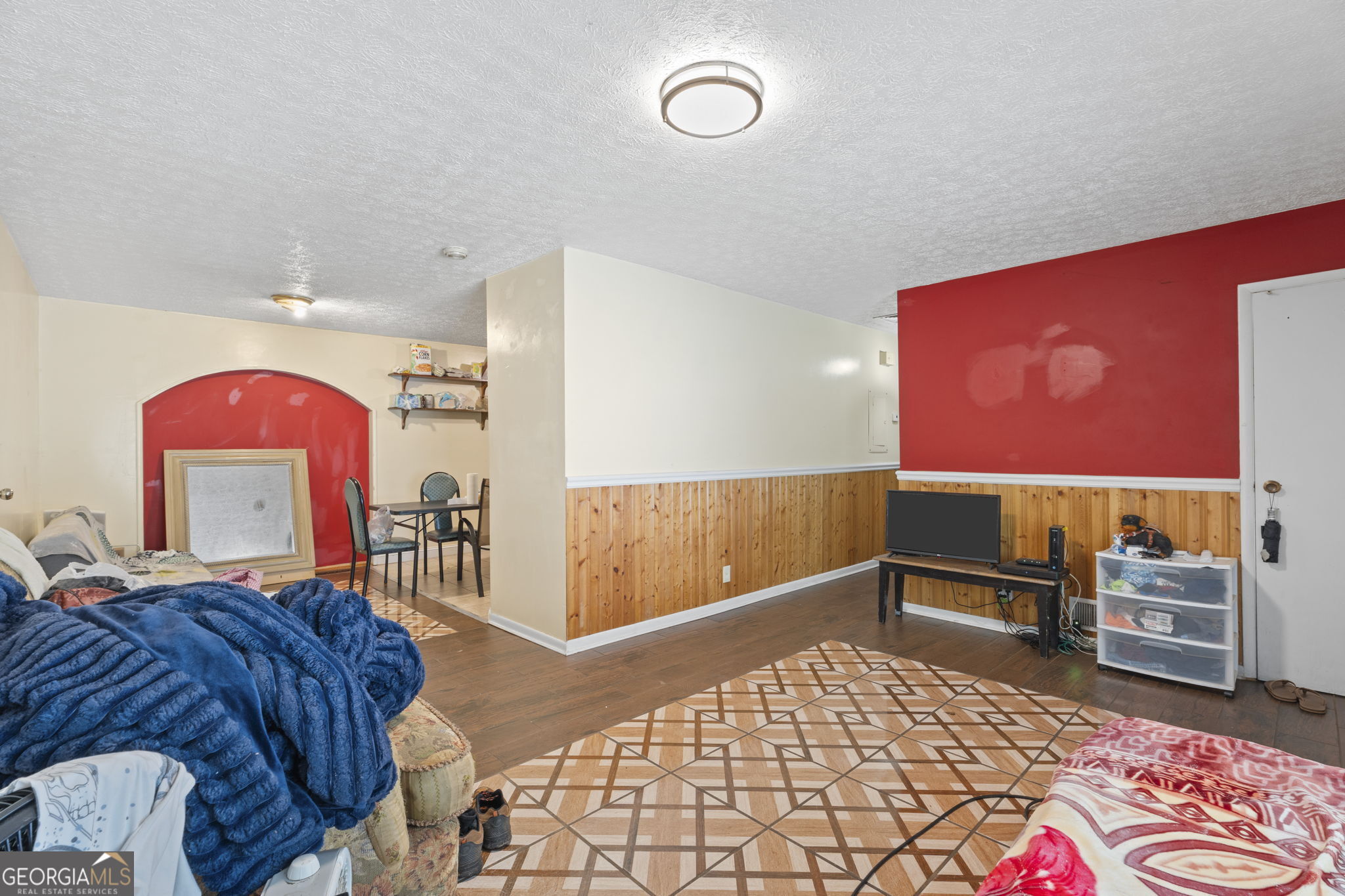 623 Nassau ST
