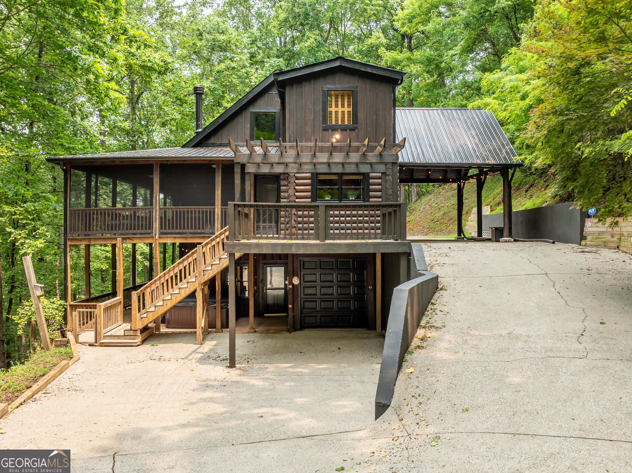 1315 Walnut RDG