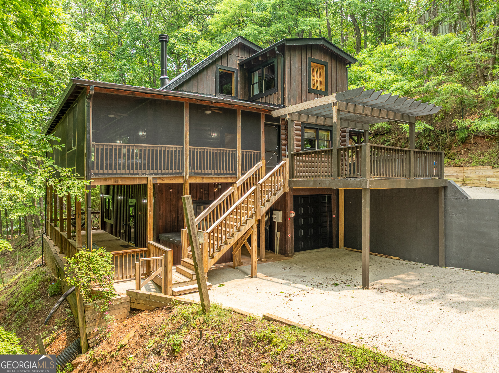 1315 Walnut RDG