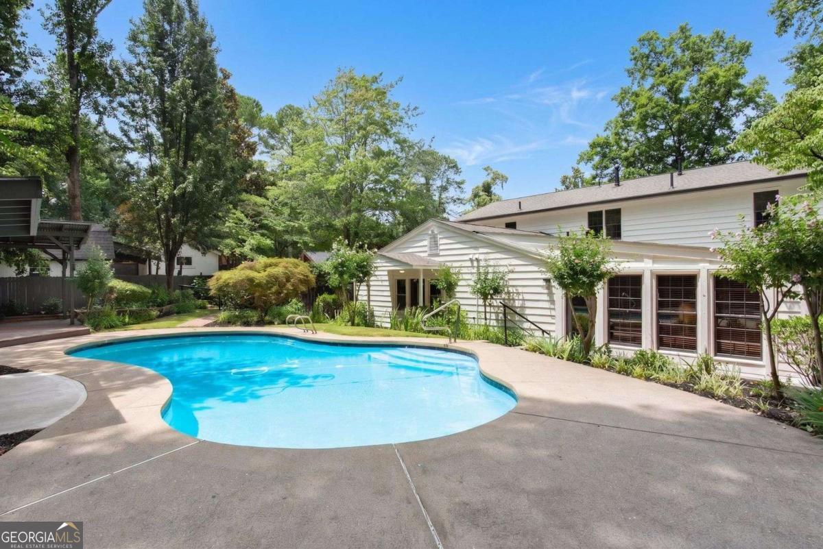 230 Birchfield DR
