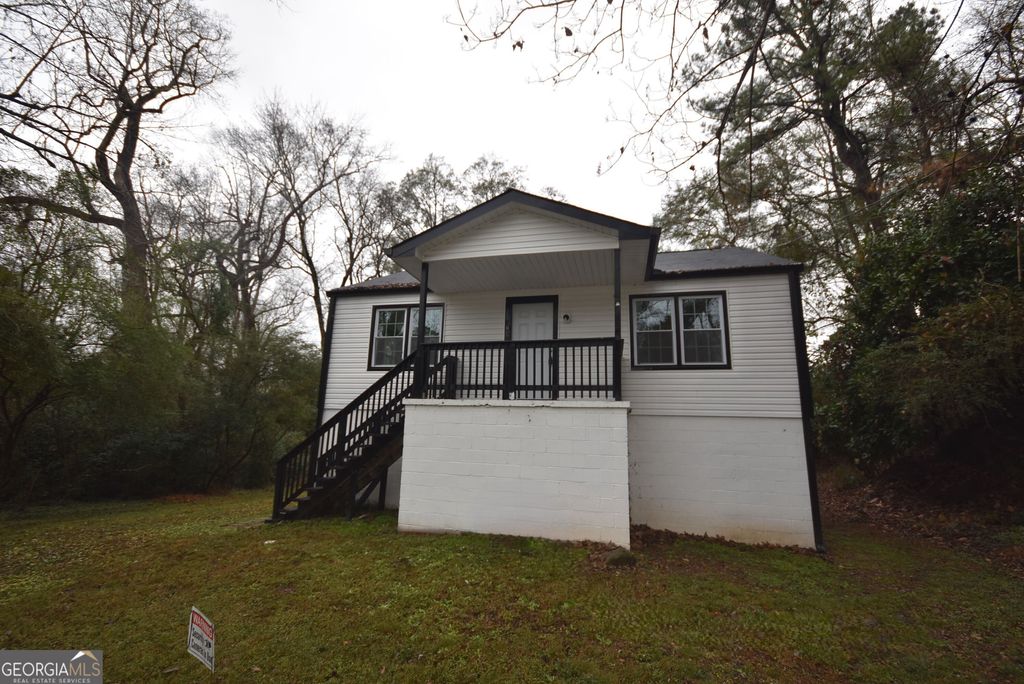 Photo of 1490 Broad Street NE, Conyers, GA 30012 (MLS # 10654993)