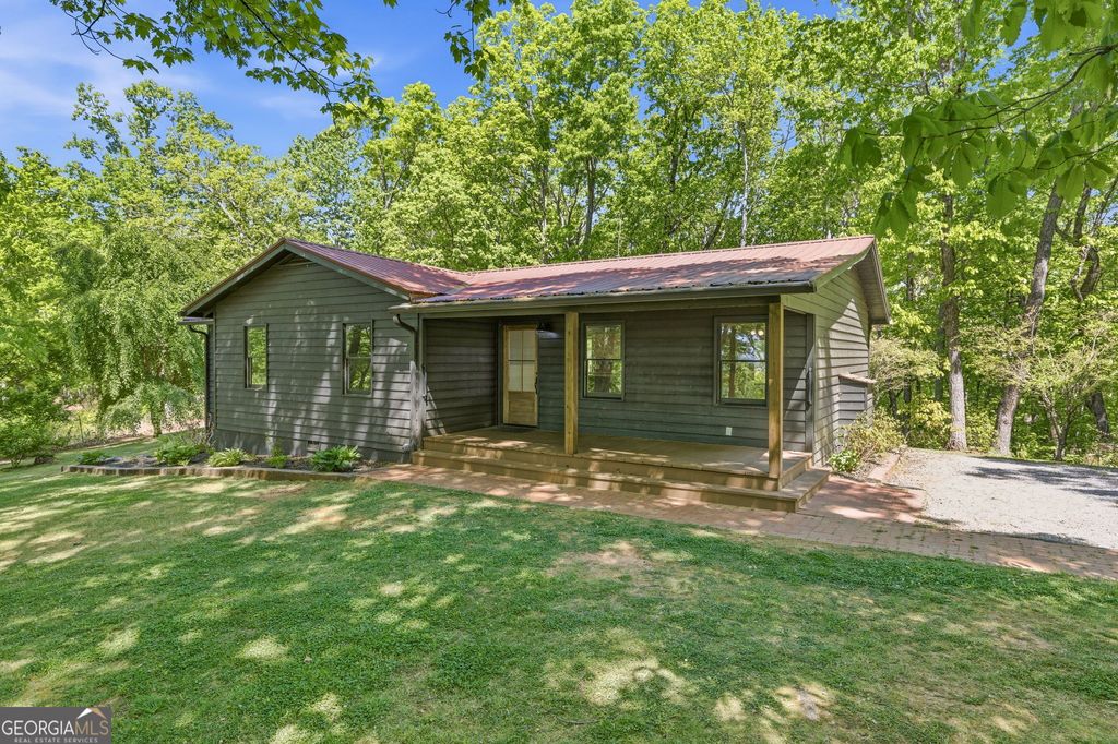 Photo of 523 Mountain Ranch Road, Clarkesville, GA 30523 (MLS # 10753937)