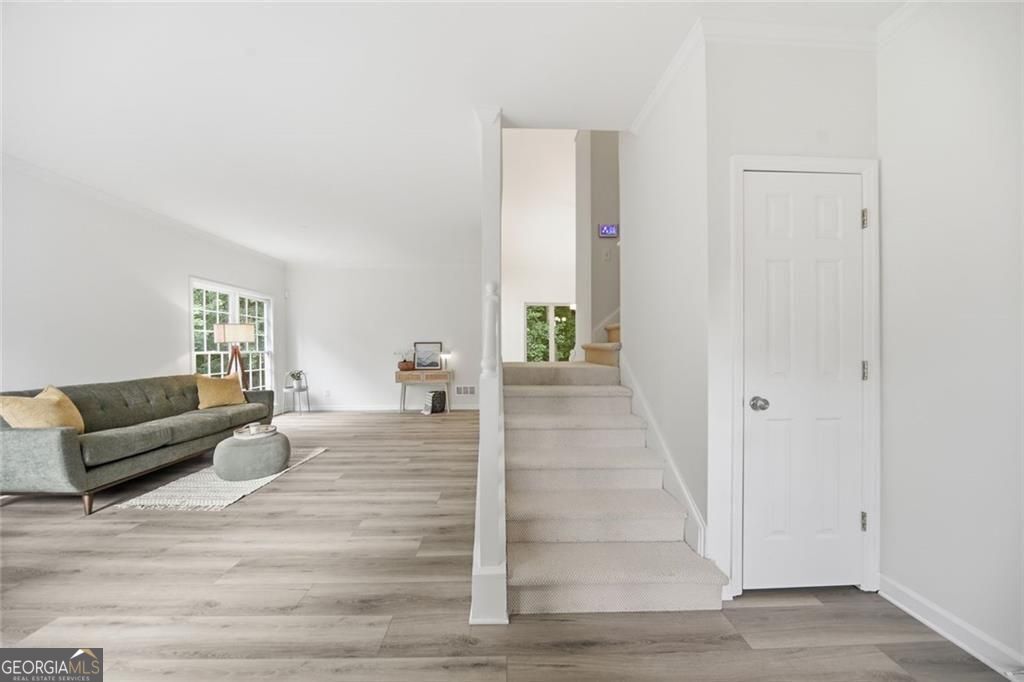 3075 Park Chase