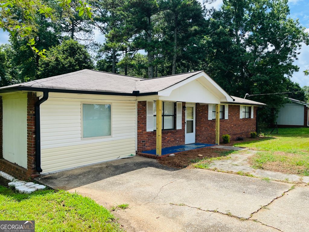 Photo of 2270 Pope Road, Douglasville, GA 30135 (MLS # 10654709)
