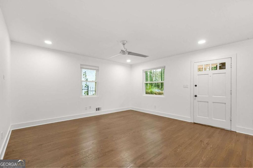 Photo of 1949 Handley Avenue SW, Atlanta, GA 30310 (MLS # 10686509)