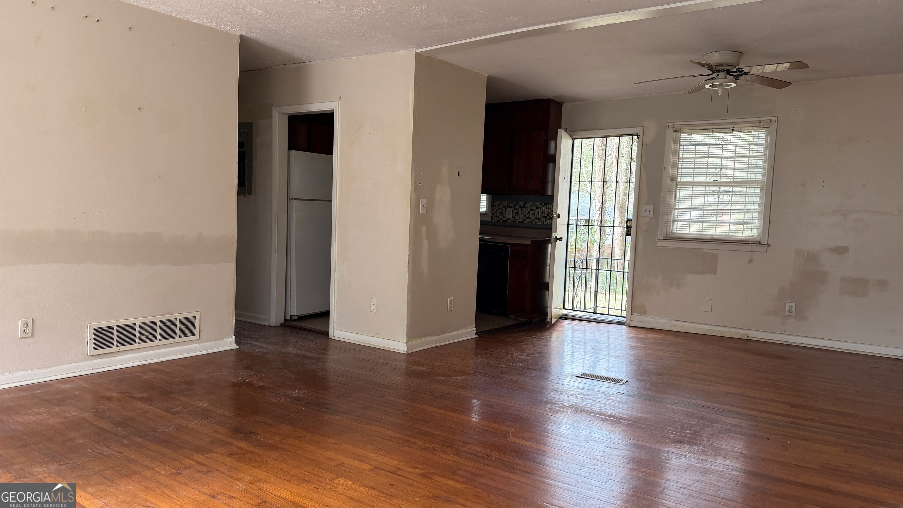 3533 Garfield WAY SE