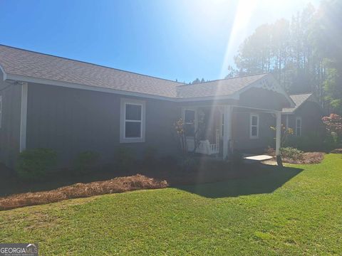 A home in Hazlehurst