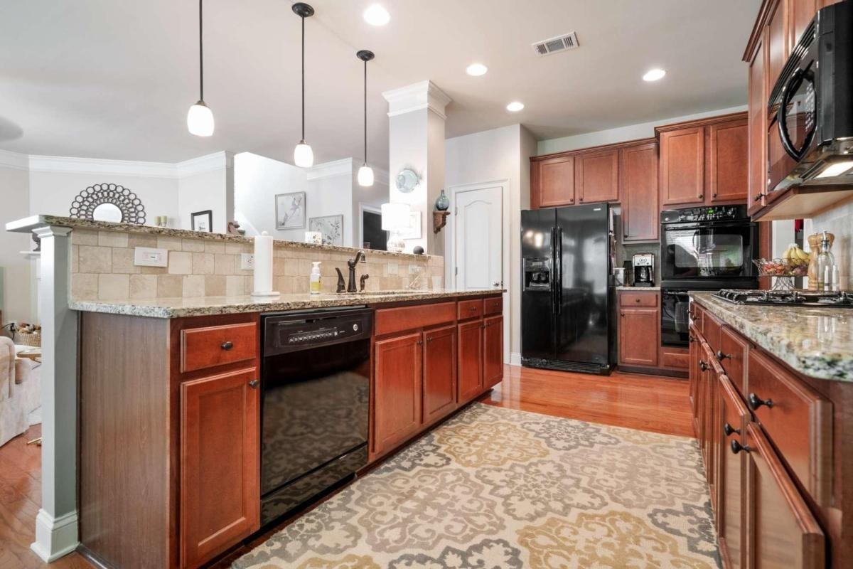 Oakland Trace - Residential