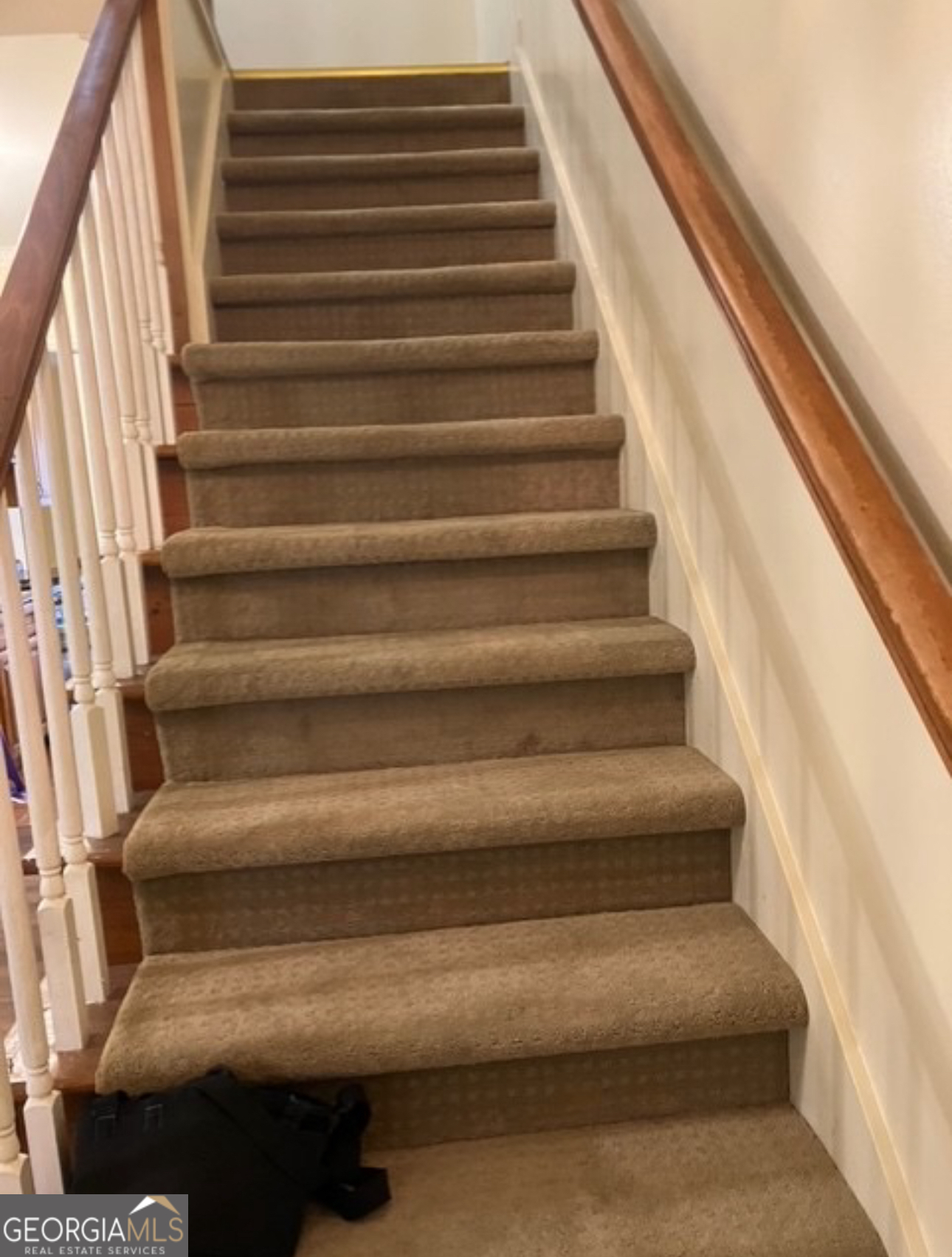 7157 Williamsburg DR