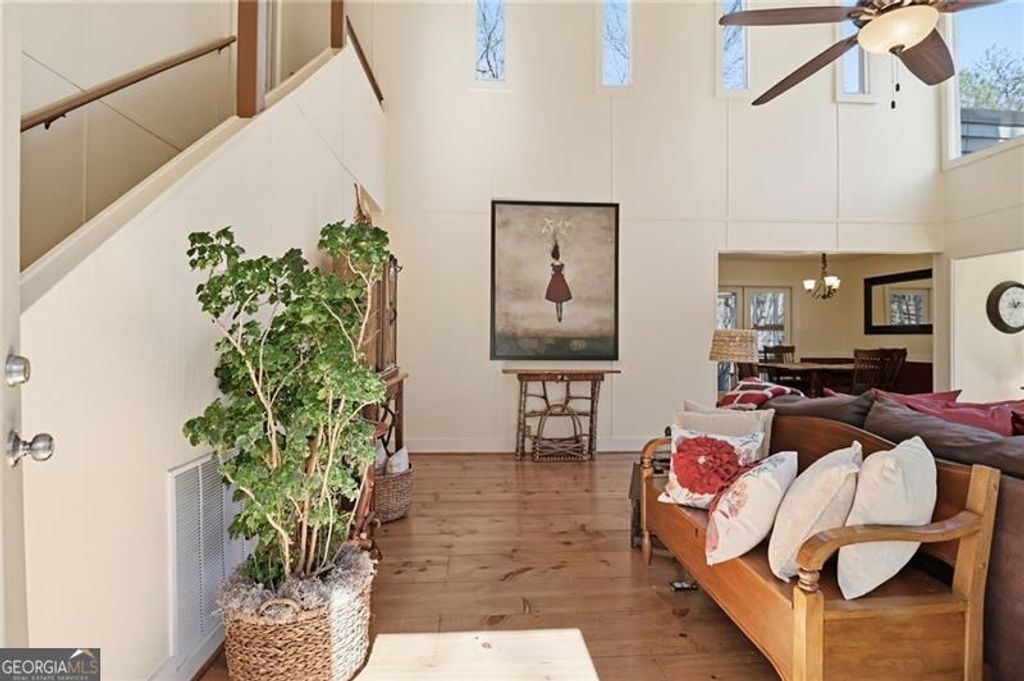 Photo of 484 Owls Brow, Big Canoe, GA 30143 (MLS # 10721809)