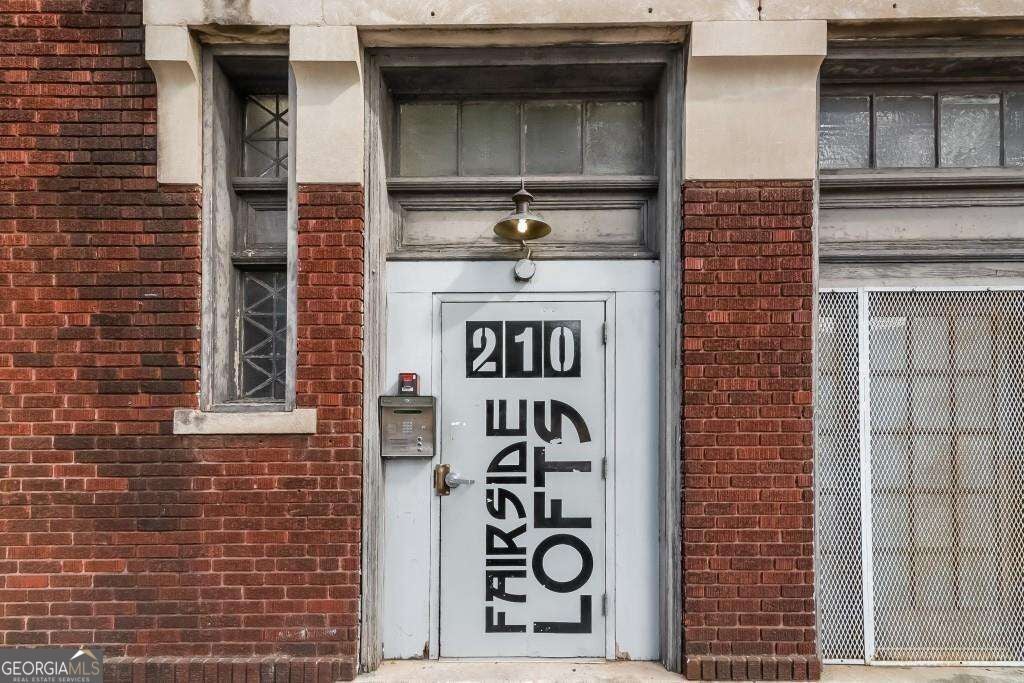 Photo of 210 Walker Street SW #8, Atlanta, GA 30313 (MLS # 10841130)