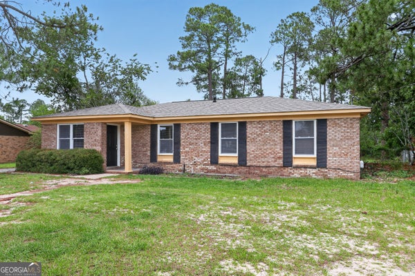 3812 FAIRINGTON DR, HEPHZIBAH, GA 30815 - Image c3ef0cfad0b2f90ad2cdd406d7552937/56808756
