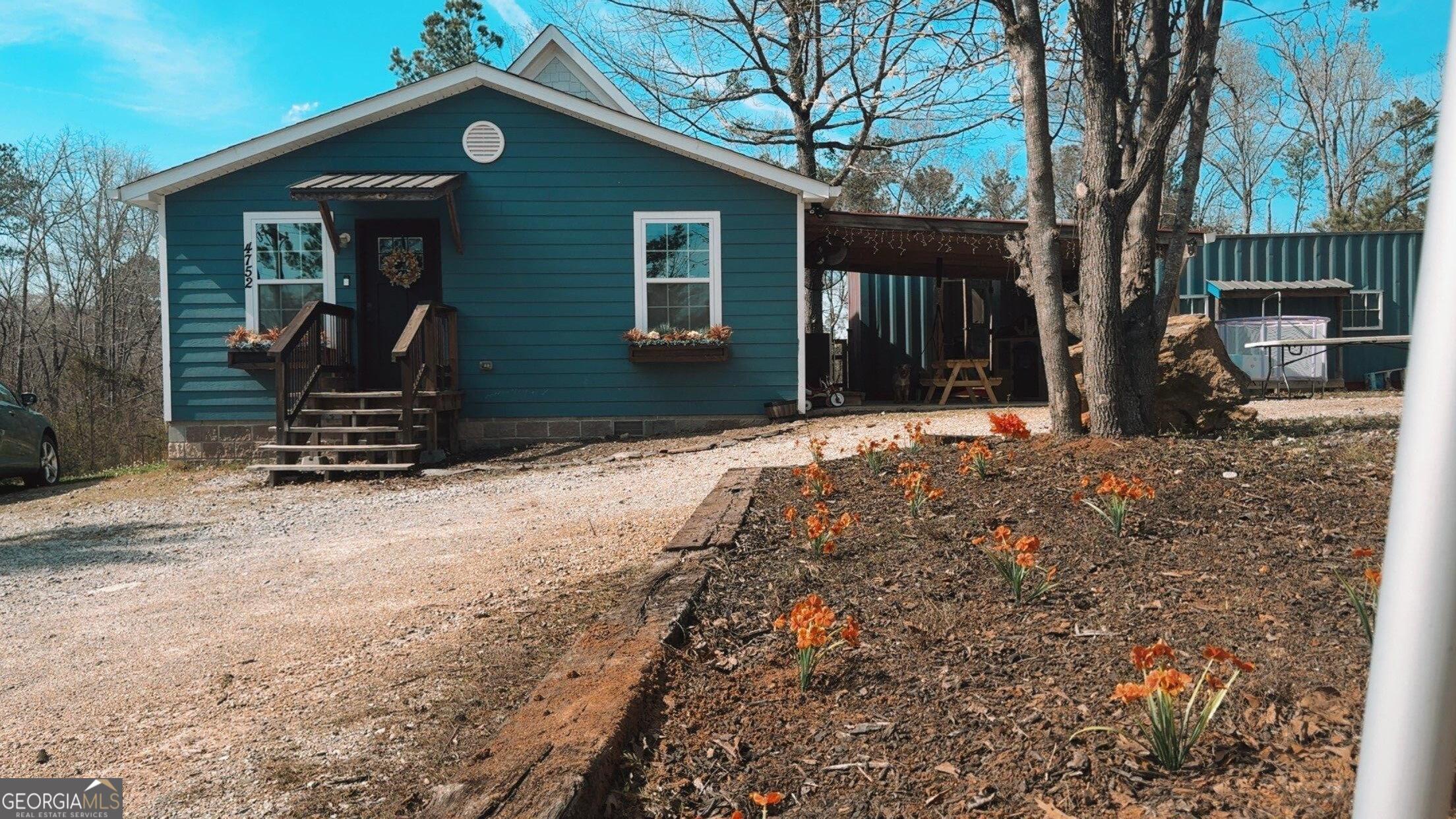 4752 County Line RD