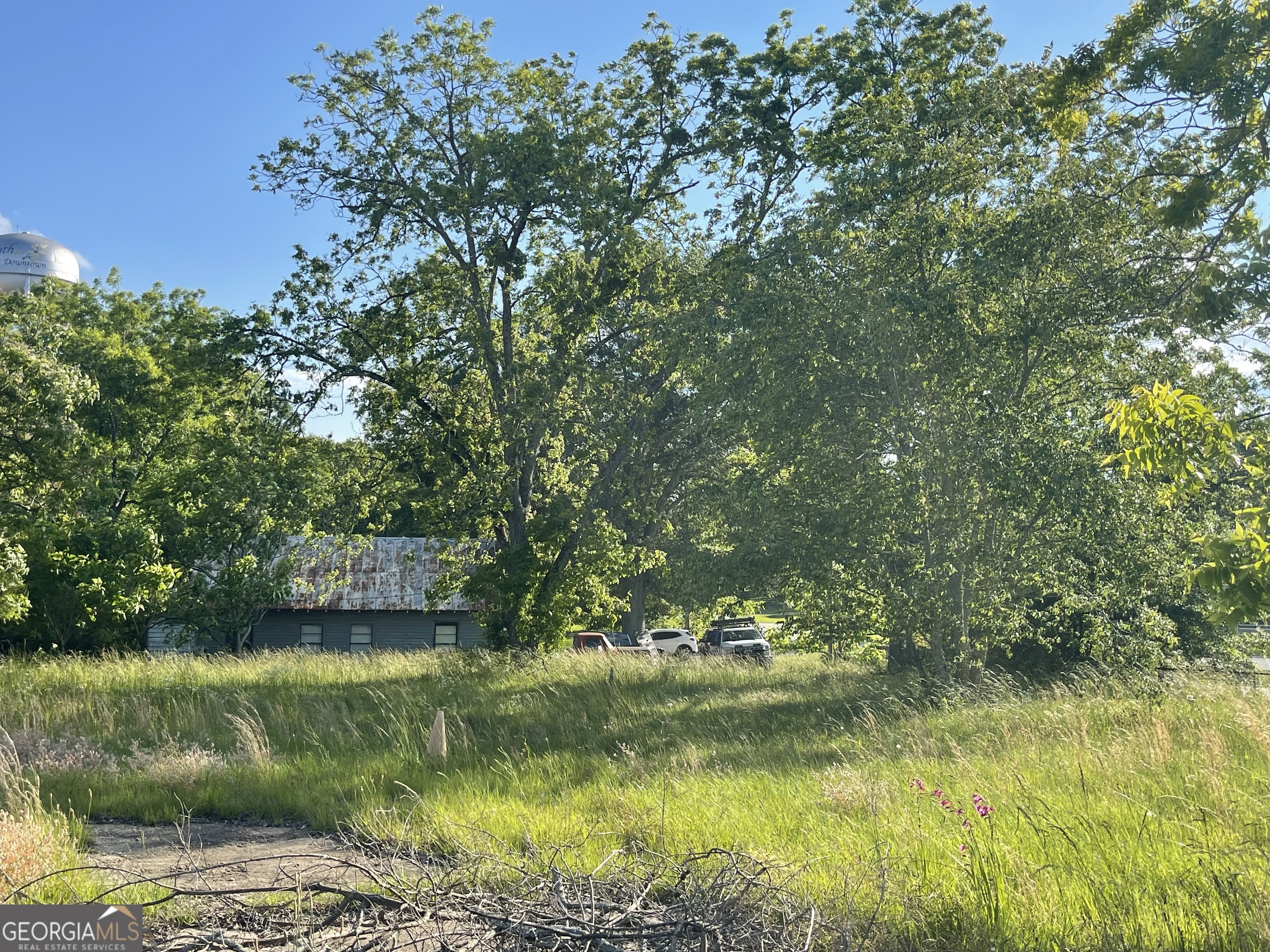 620+ Indian Springs DR