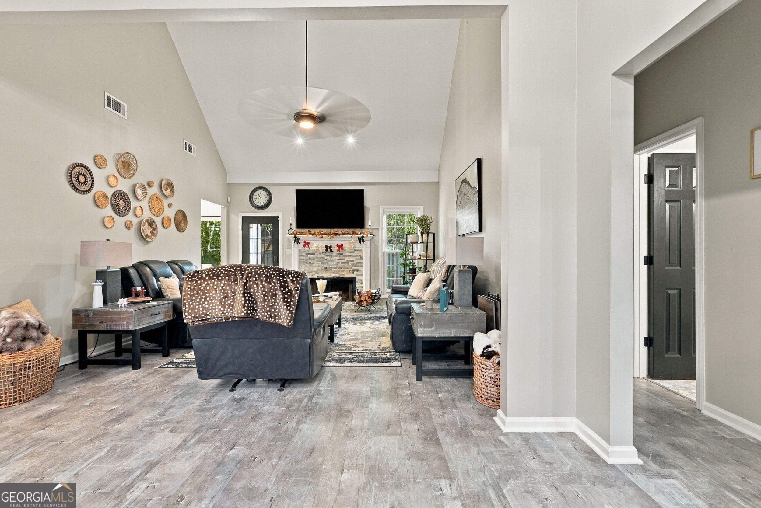 122 Steeplechase RD