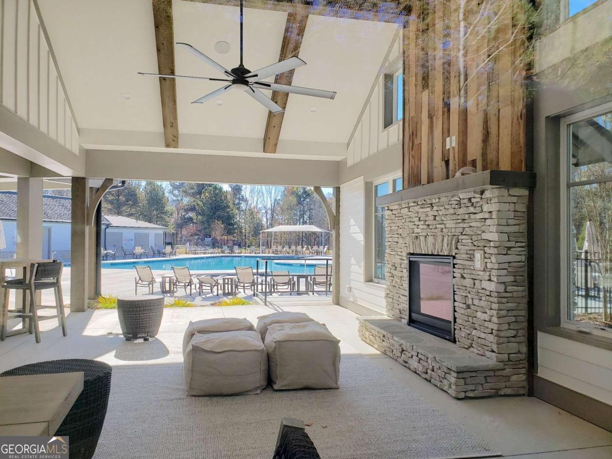 Twin Lakes - Residential