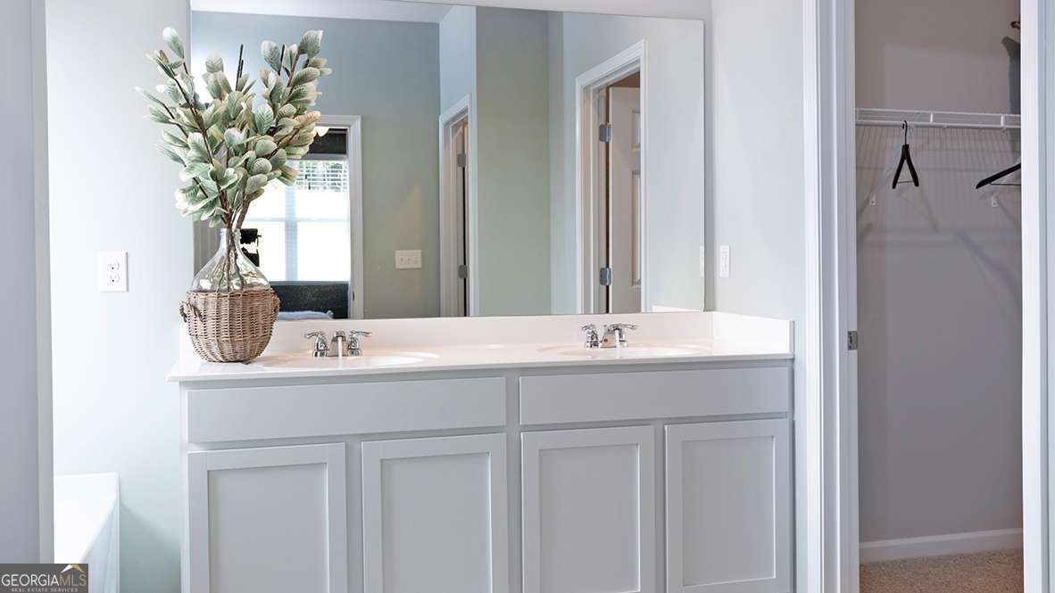 Twin Lakes - Residential