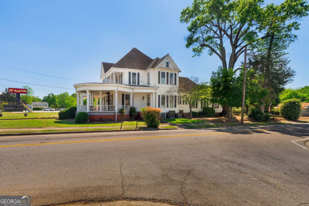 Photo of 302 S Harris Street, Sandersville, GA 31082 (MLS # 10730260)