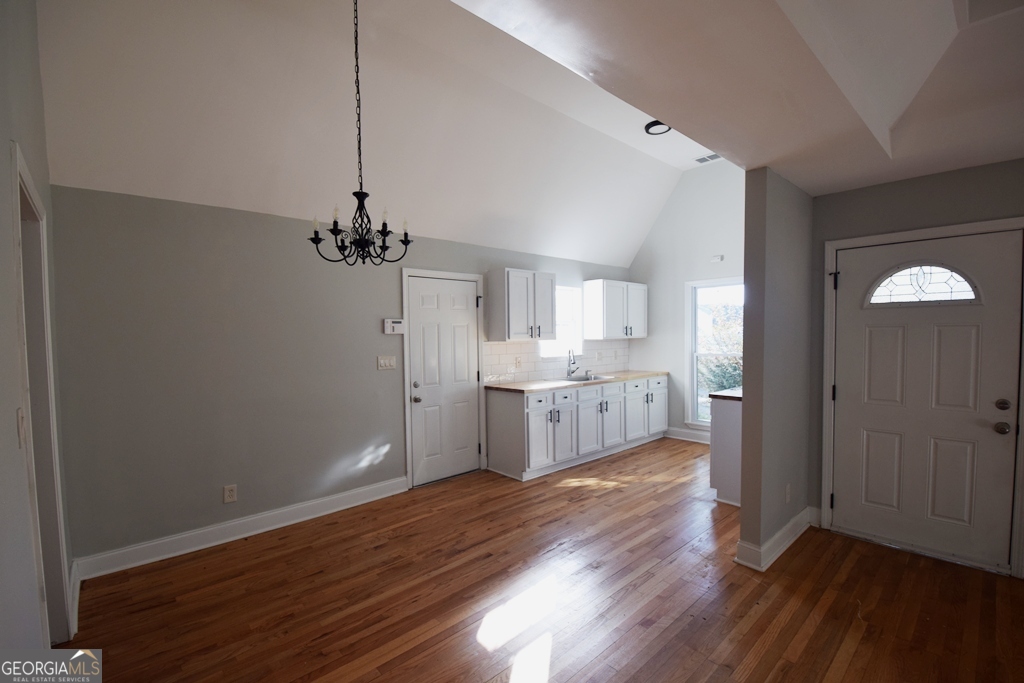 1180 Garibaldi ST SW