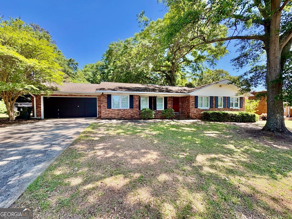 Photo of 314 Forest Hill Drive, Warner Robins, GA 31088 (MLS # 10737287)