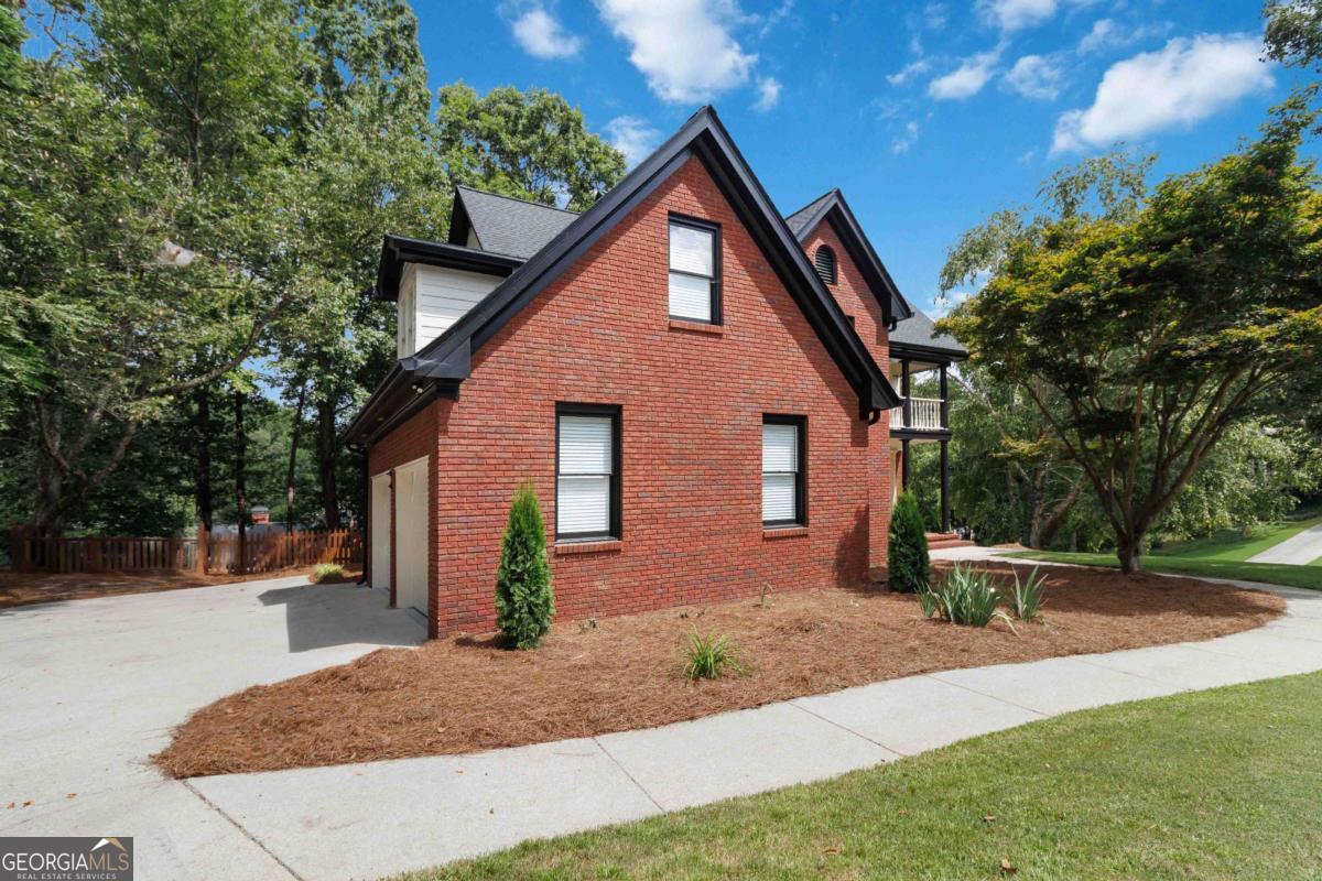 3355 Kates WAY