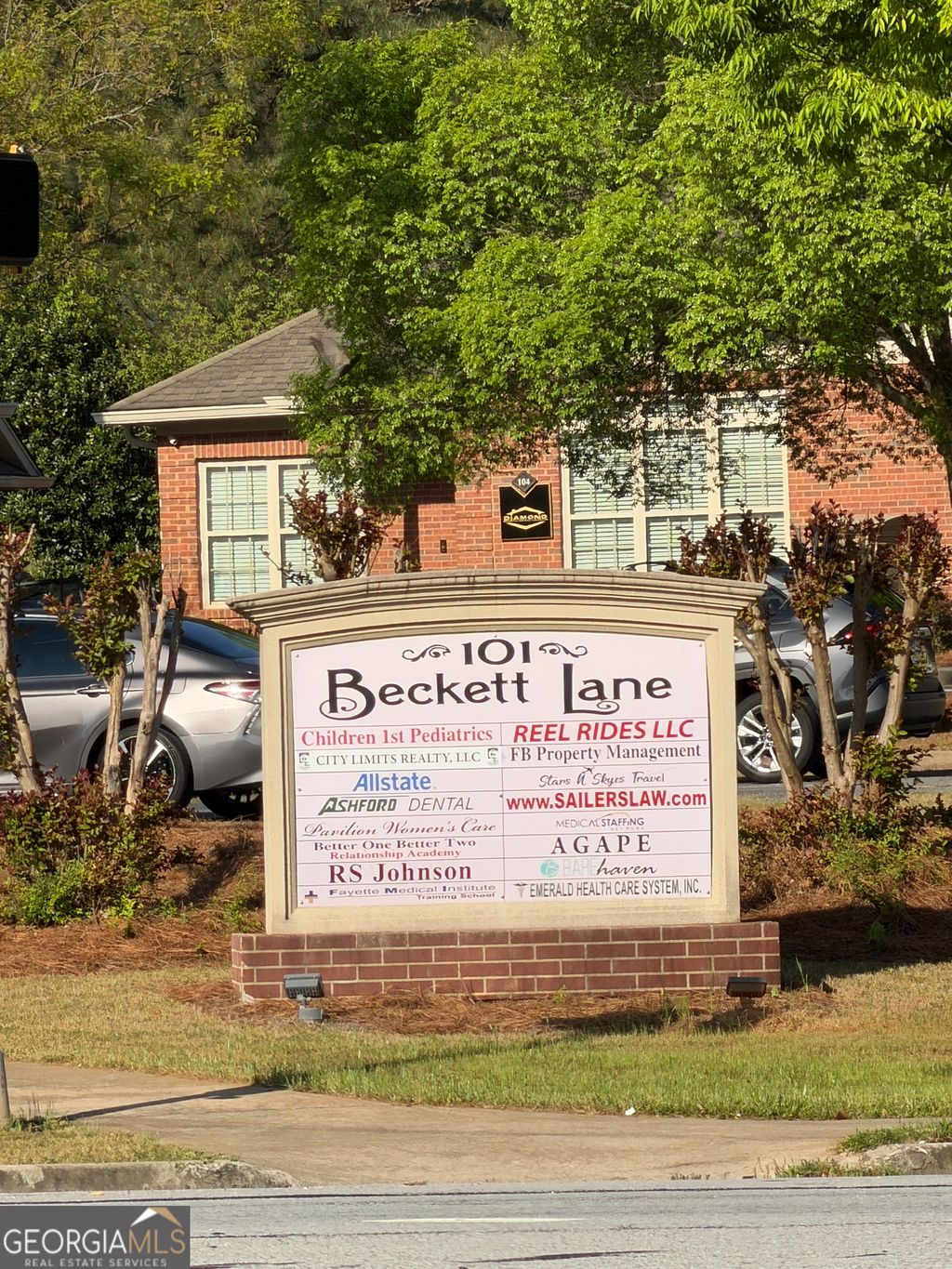 Photo of 101 Beckett Lane #101, Fayetteville, GA 30214 (MLS # 10742652)