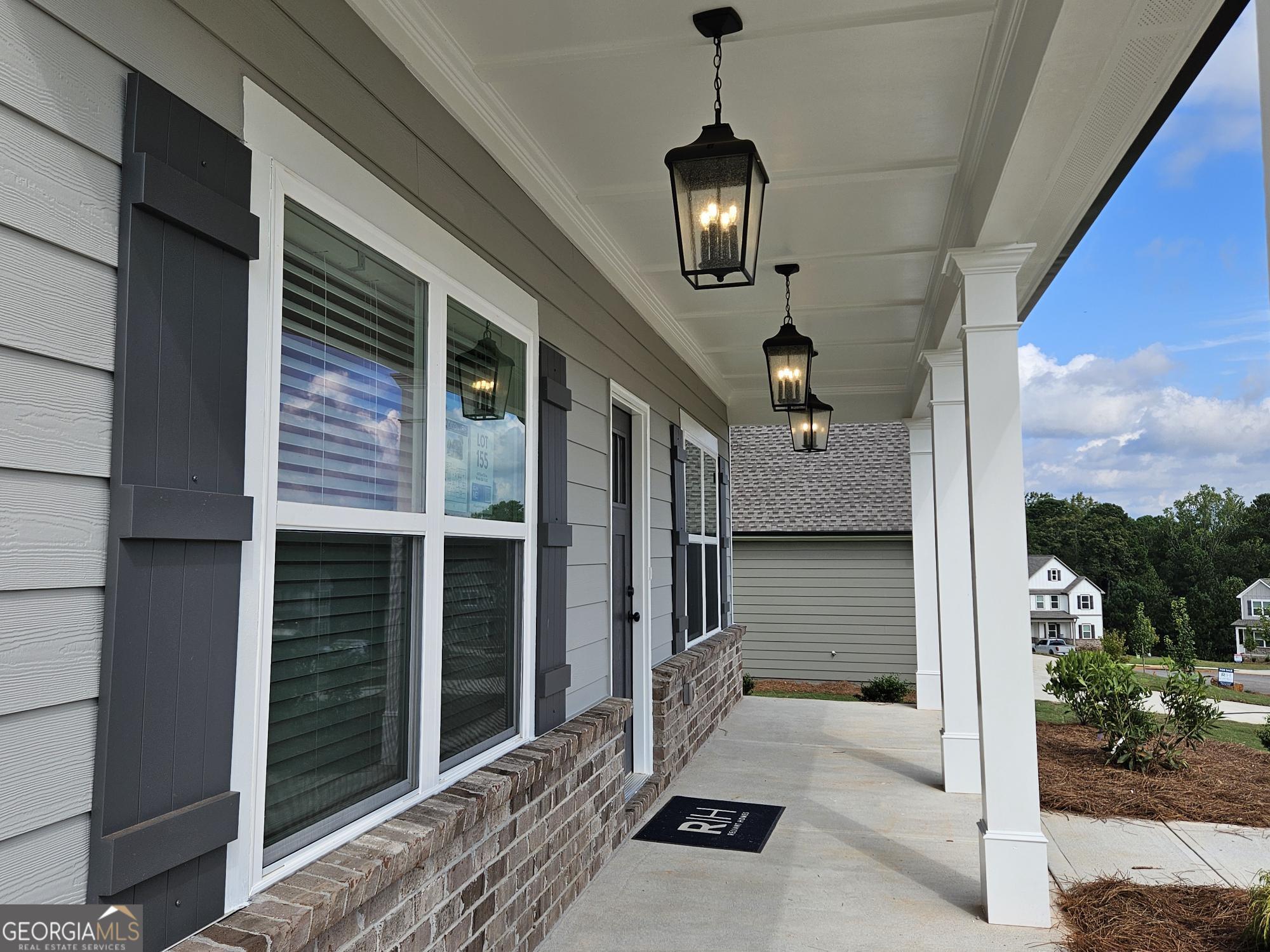 450 Banff DR