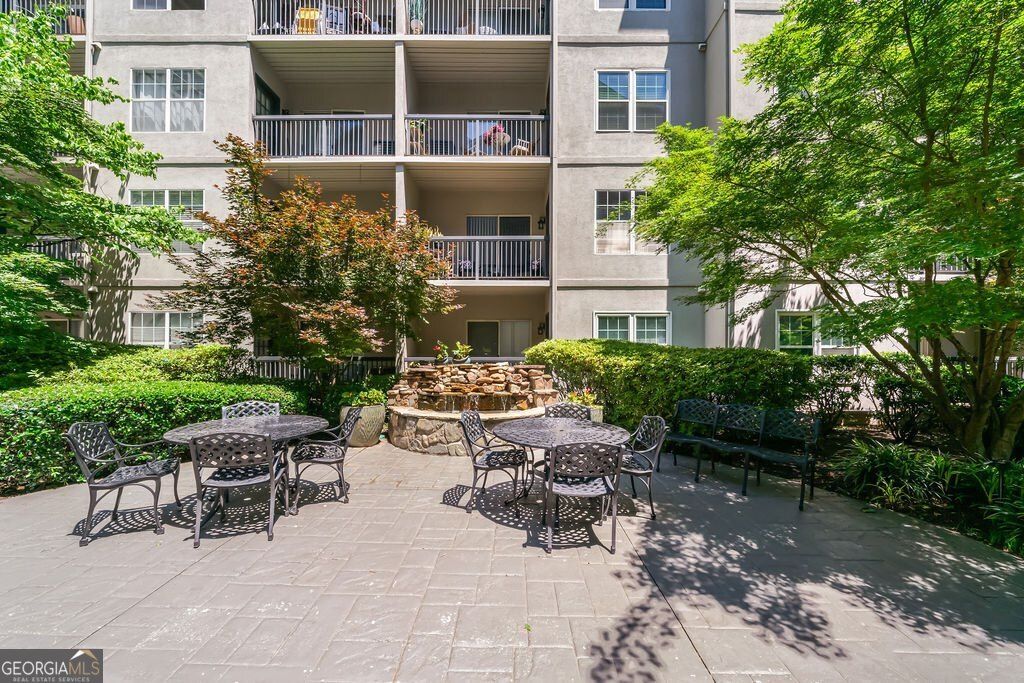 Photo of 1075 Peachtree Walk NE #A419, Atlanta, GA 30309 (MLS # 10764826)