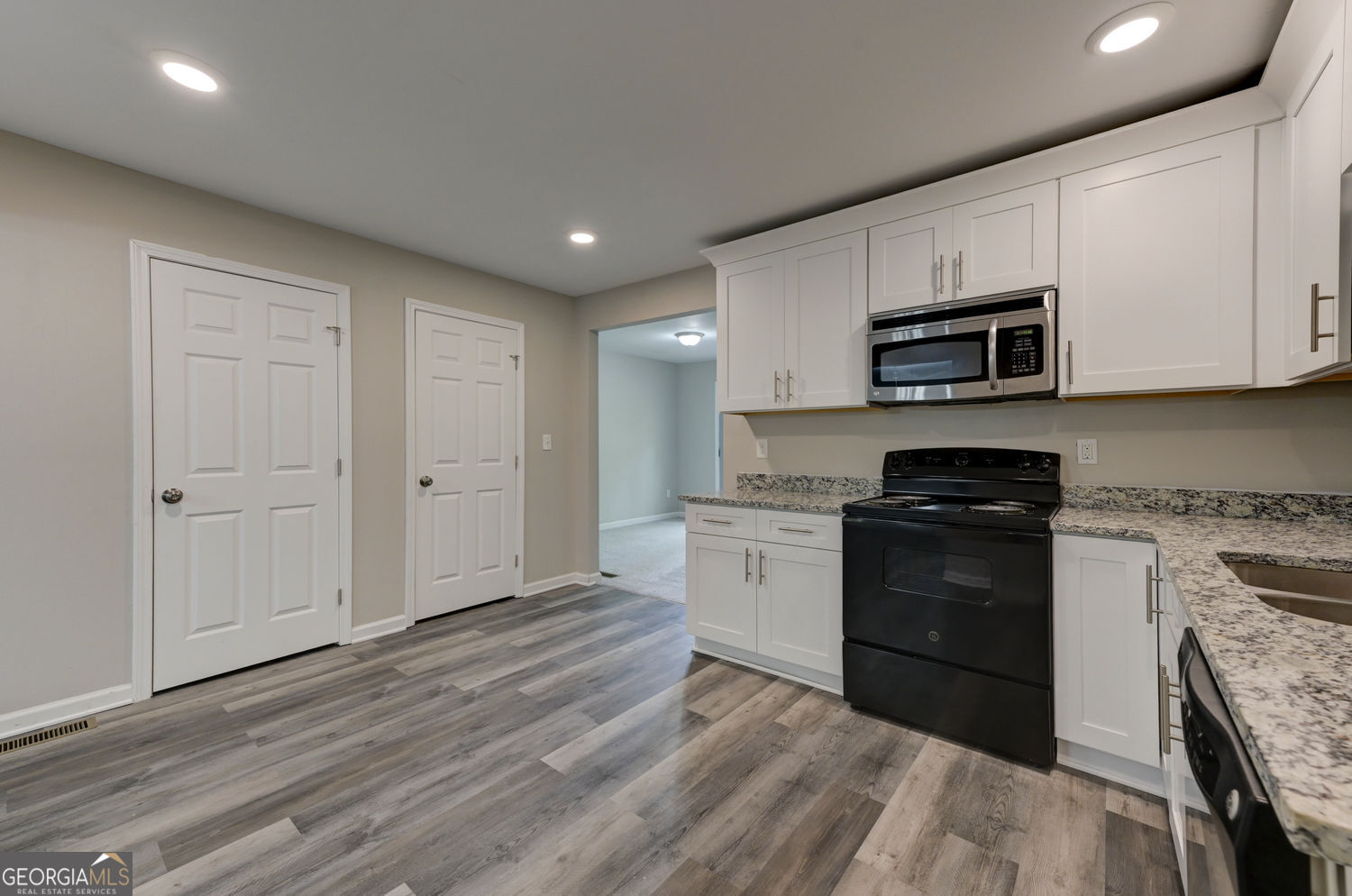 Locust Grove, Georgia 30248, United States, 5 Bedrooms Bedrooms, ,3 BathroomsBathrooms,Residential,Active,132086