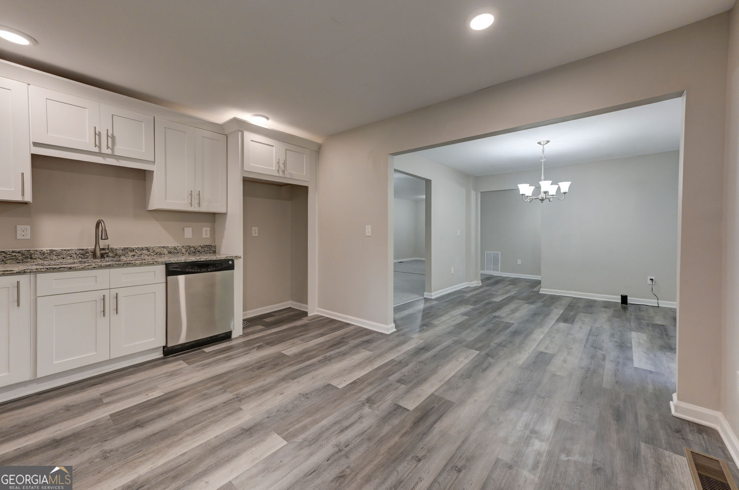 Locust Grove, Georgia 30248, United States, 5 Bedrooms Bedrooms, ,3 BathroomsBathrooms,Residential,Active,132086