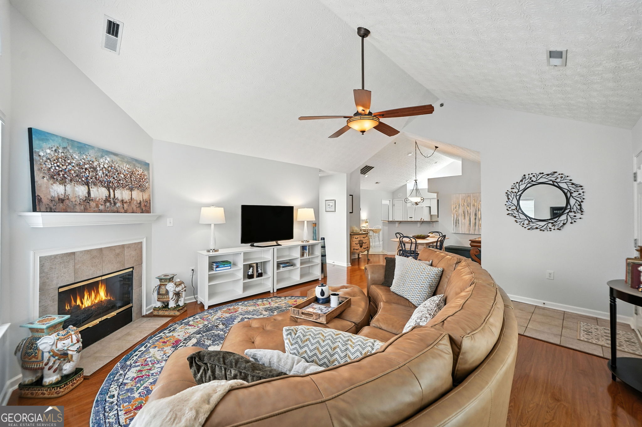 3102 Windrush LN