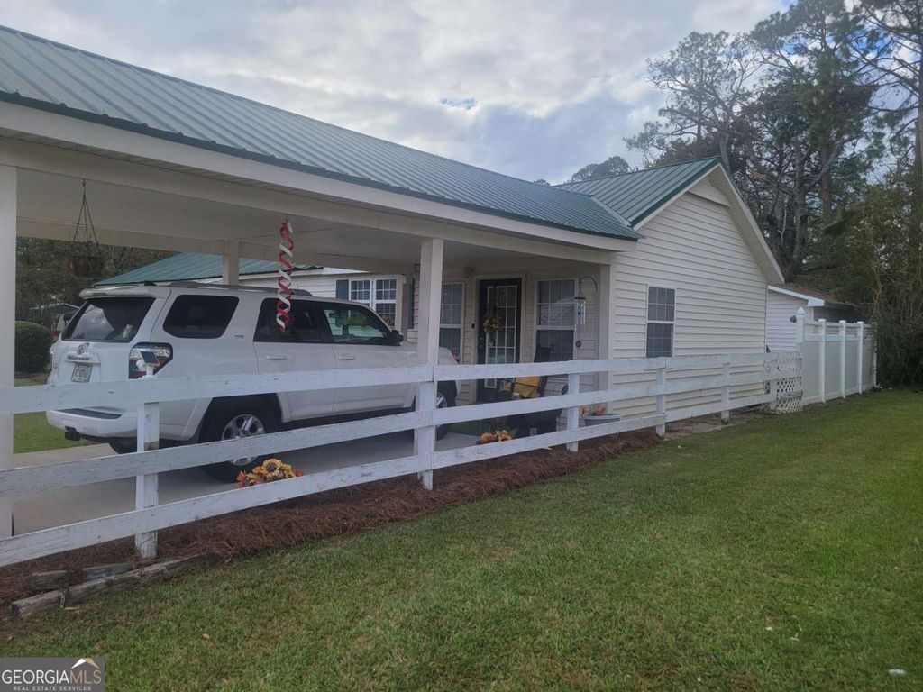 Photo of 30 S Mccrorie Street, Baxley, GA 31513 (MLS # 10731807)